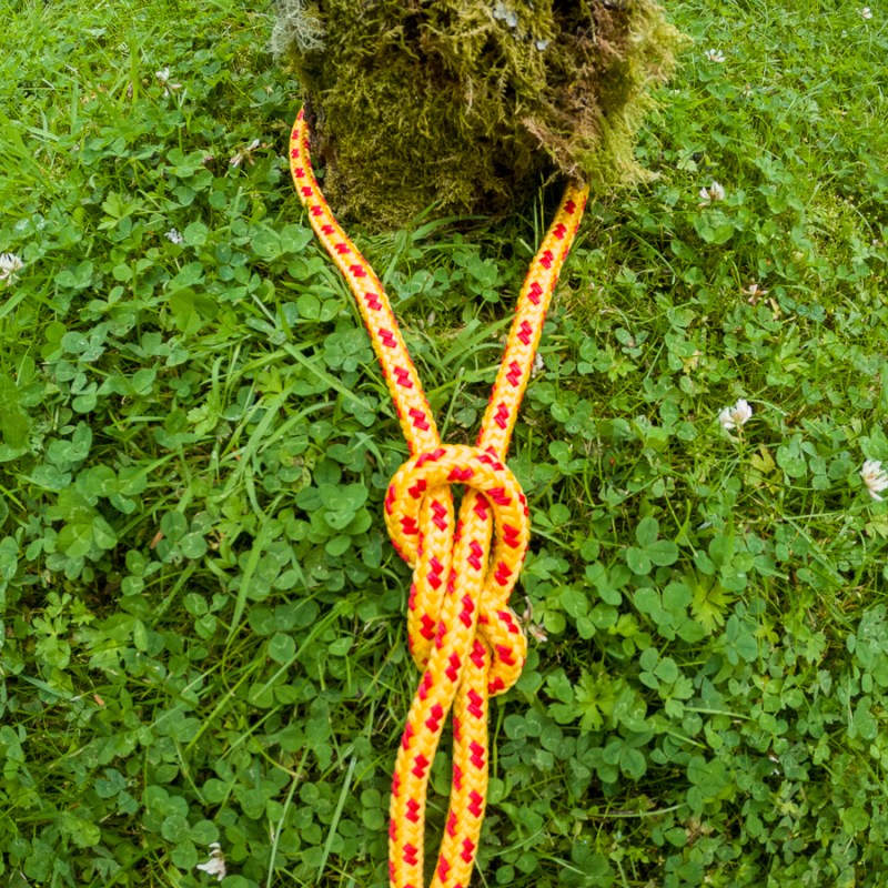 Feed Rope How To Tie a Double Figure-Eight Knot - The Manual