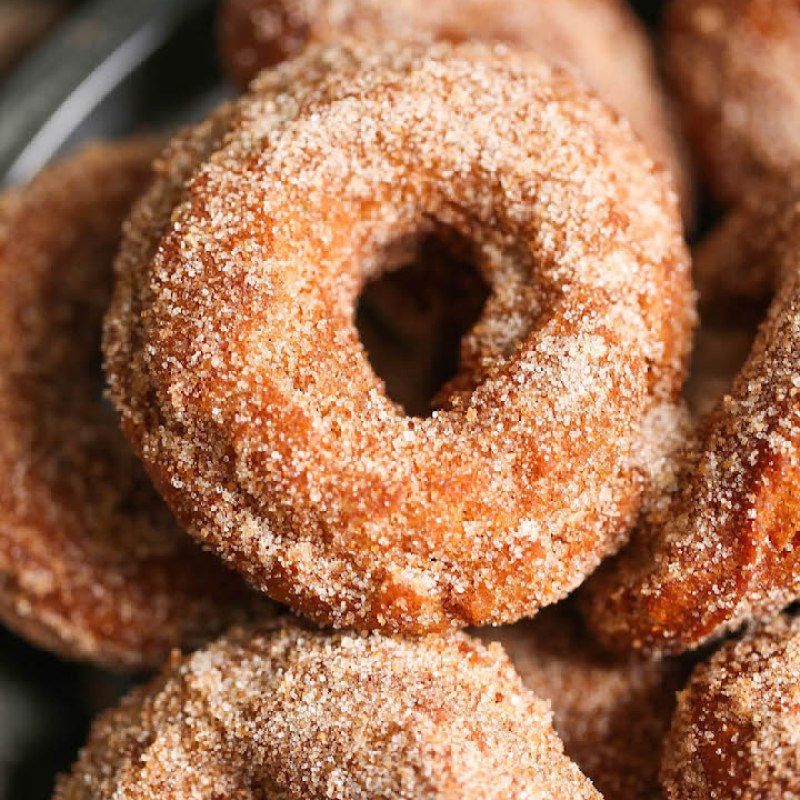 Apple cider donuts