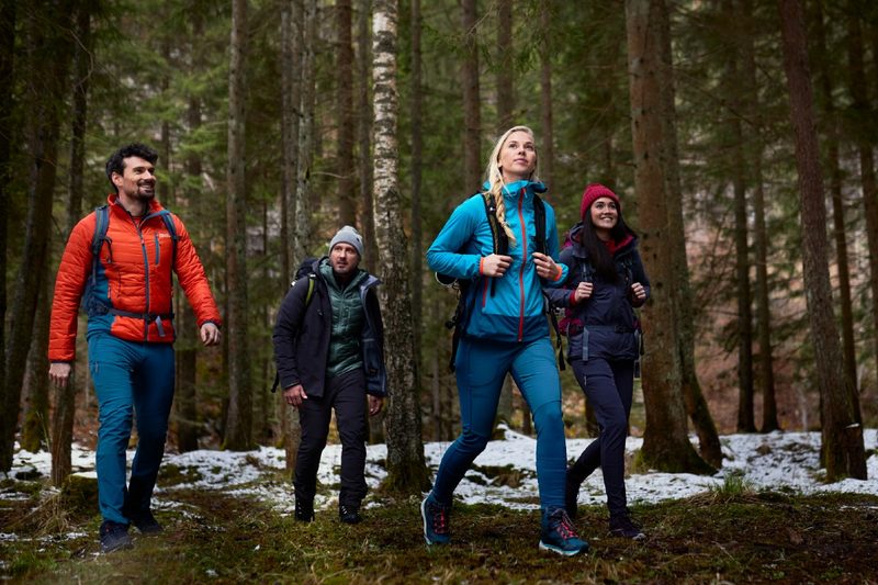 Hikers wearing Jack Wolfskin tapeless jackets.