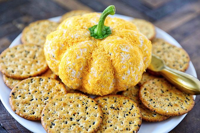 Pumpkin cheeseball