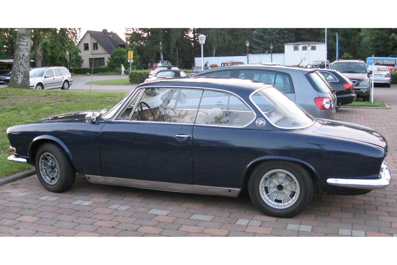 The Hoffmeister Kink on an early 1960s BMW 3200 CS.