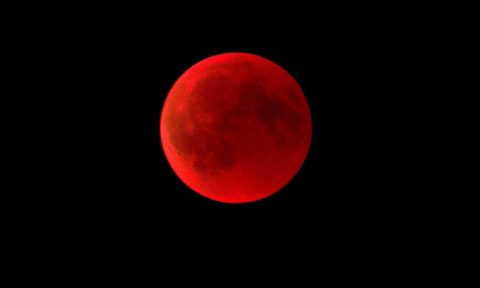 Blood Moon during 2018 eclipse.