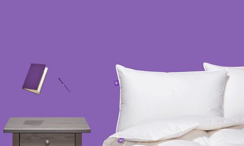 Hutterite goose down duvet from Canadian Down on bed.