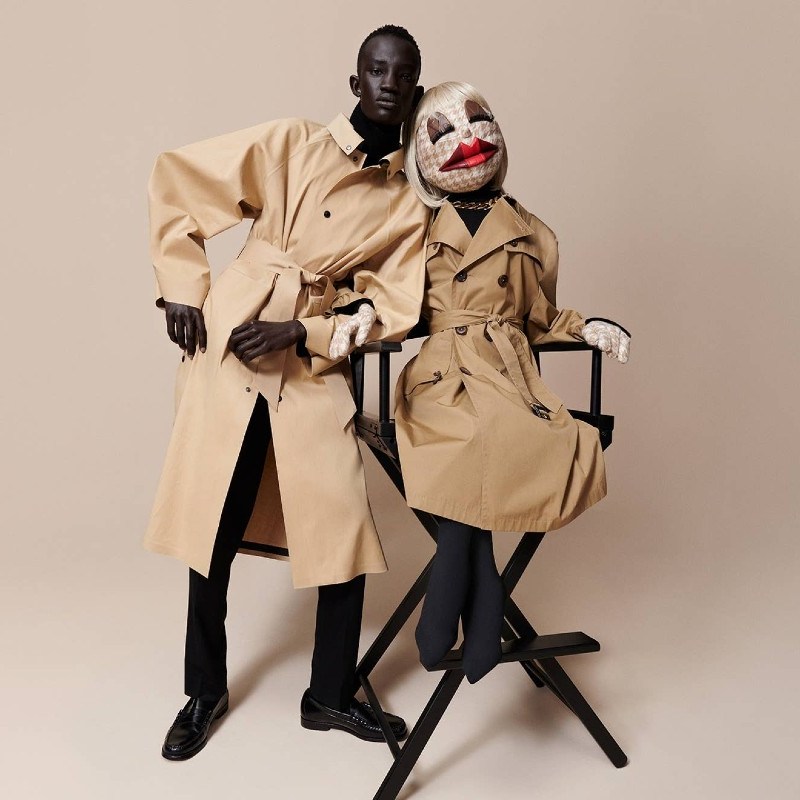 Vestiaire Collective human and puppet models.