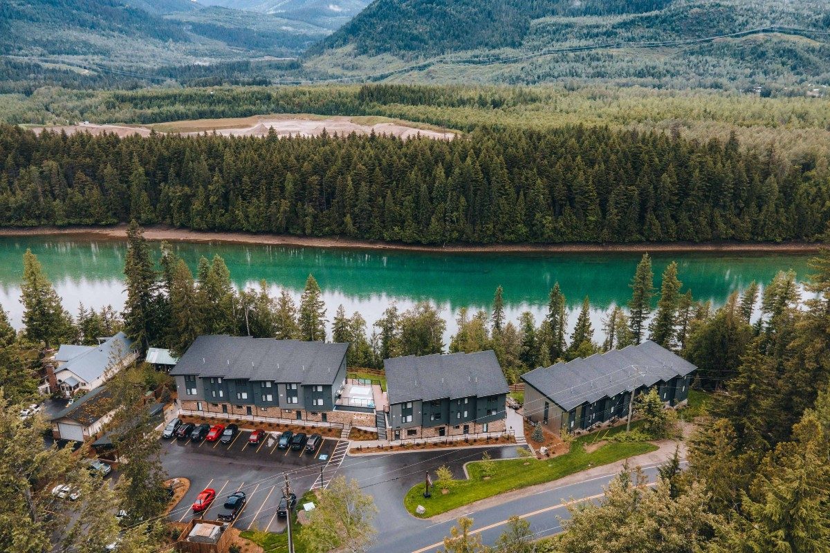 Basecamp revelstoke.