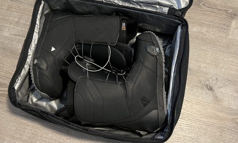 dakine boot locker snowboard bag review 69l compartment