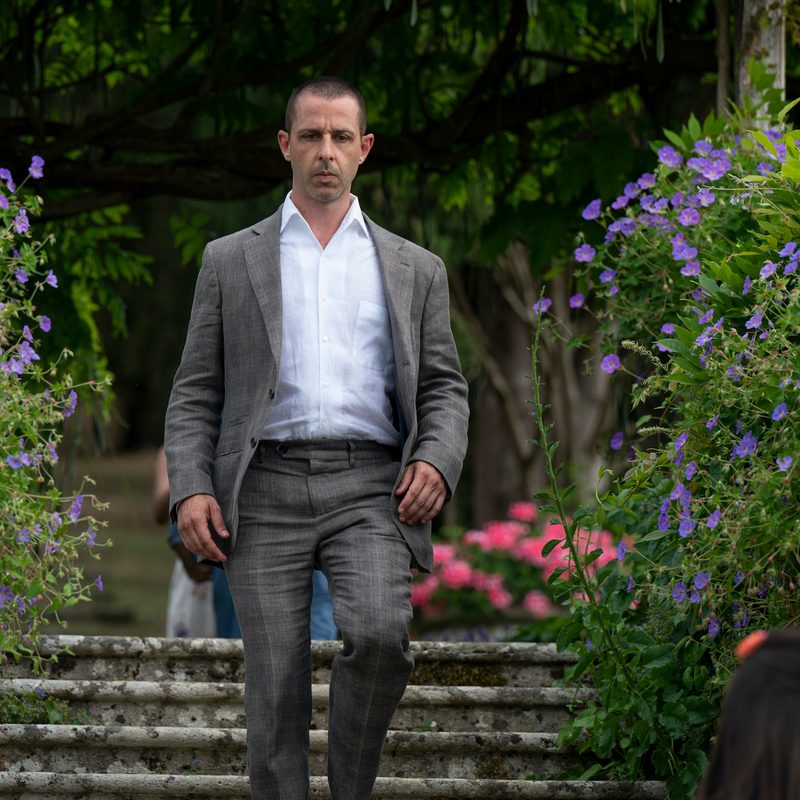A still from "Succession" episode "Chiantishire"