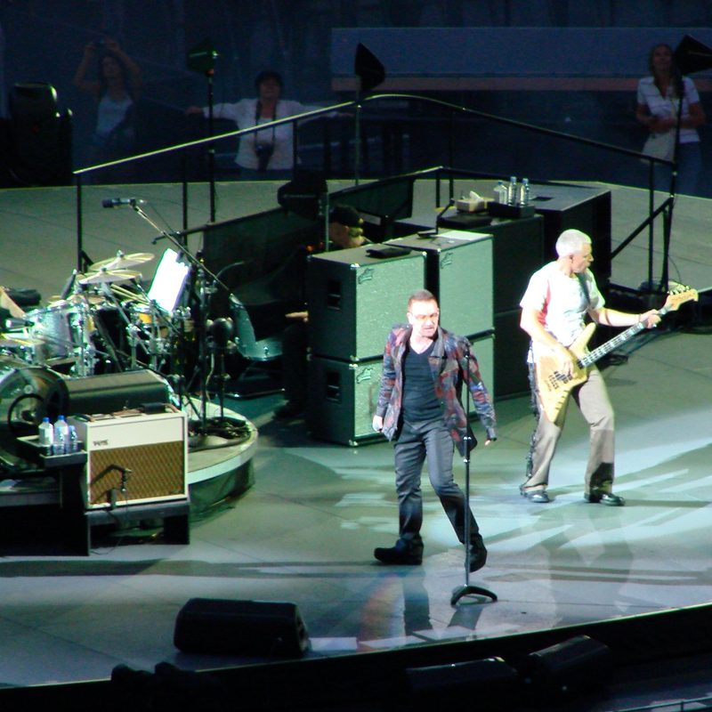 U2