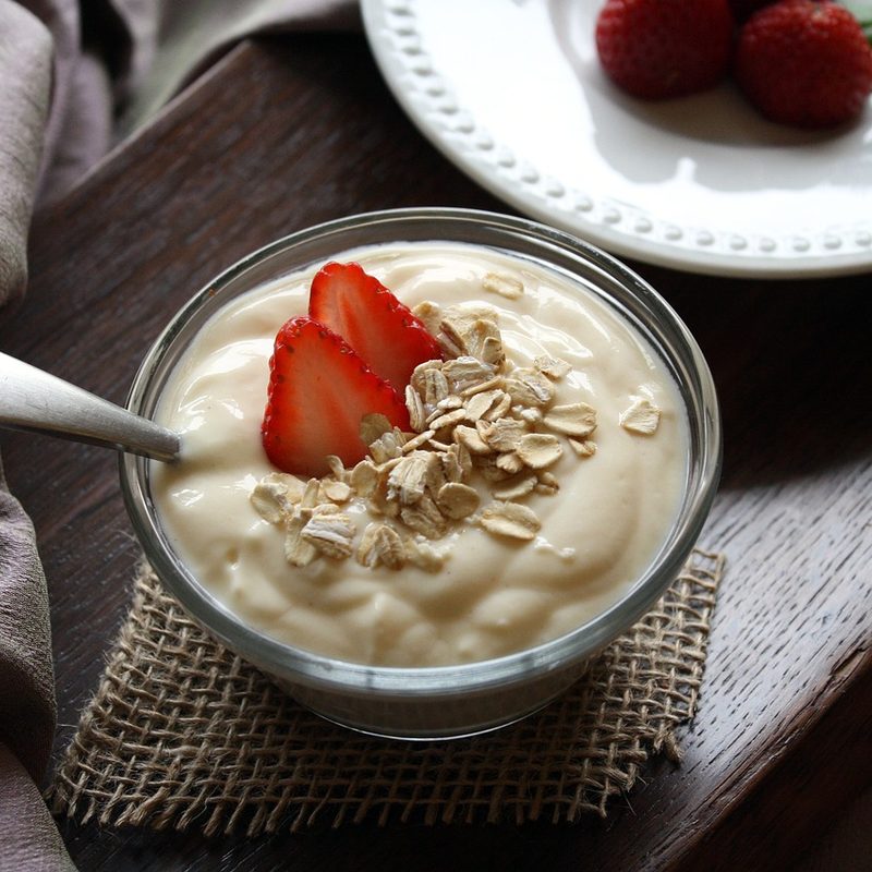 Yogurt with strawberries