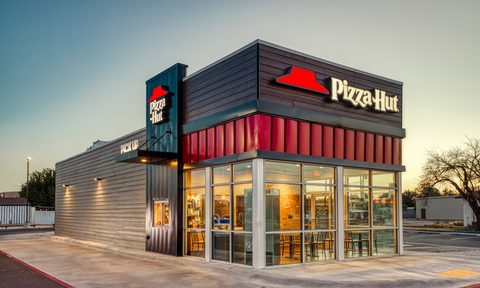 pizza hut brings back mini basketballs for march madness 06 satx 027