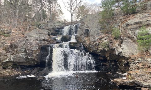 devils hopyard state park connecticut travel guide chapman falls