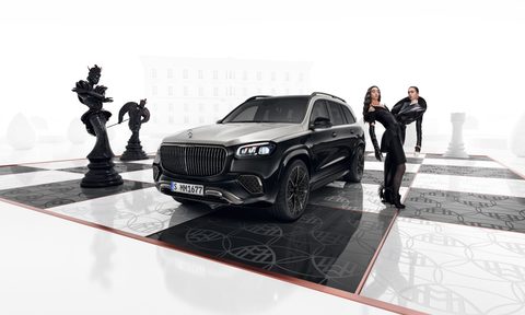 2024 Maybach GLS with two models in the background