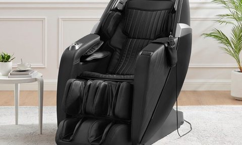 Insignia 3D Zero Gravity full body massage chair Best Buy Deal of the Day product image