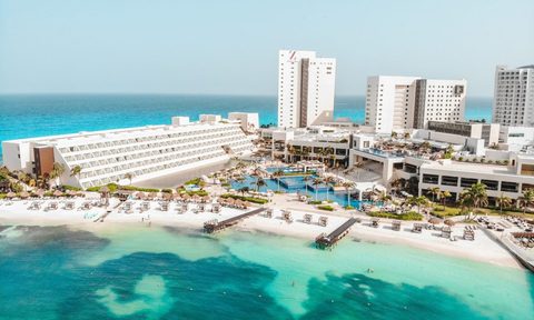 A gorgeous shot of Cancun, Mexico and the water.