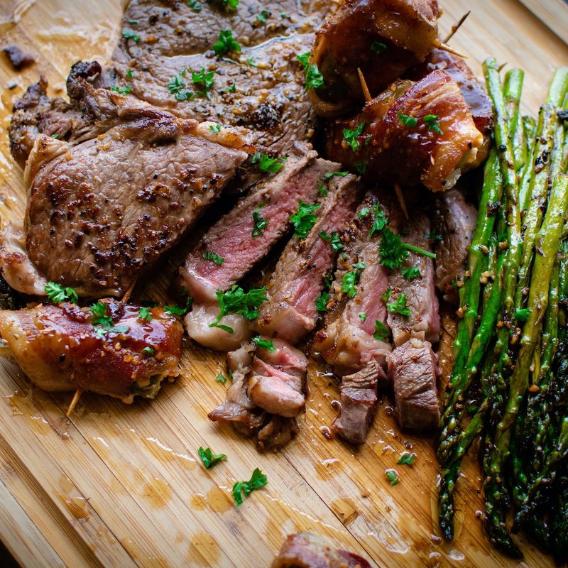 Steak and asparagus