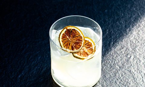 grilled cocktails guide for summer edward howell 5tf40djyvbm unsplash