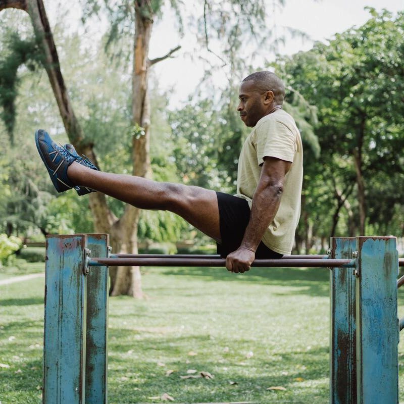 Man doing leg raises