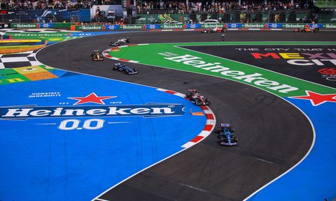 An image of the 2022 Mexican Grand Prix mid-race.