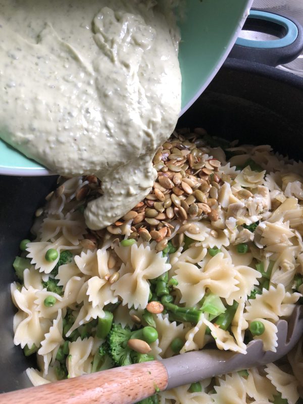 Pesto pasta salad