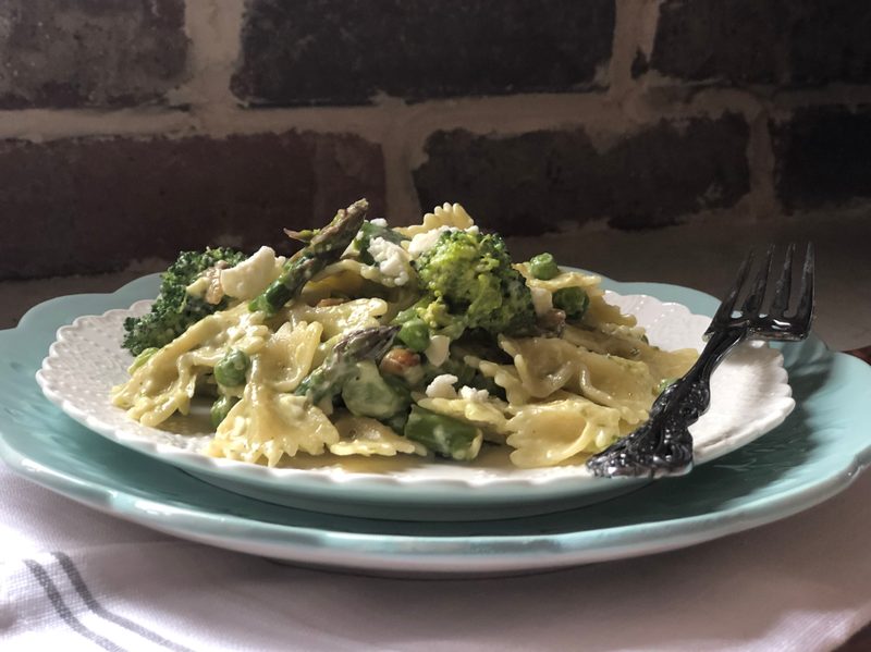 Pesto pasta salad
