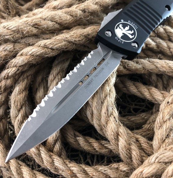Microtech Combat Troodon