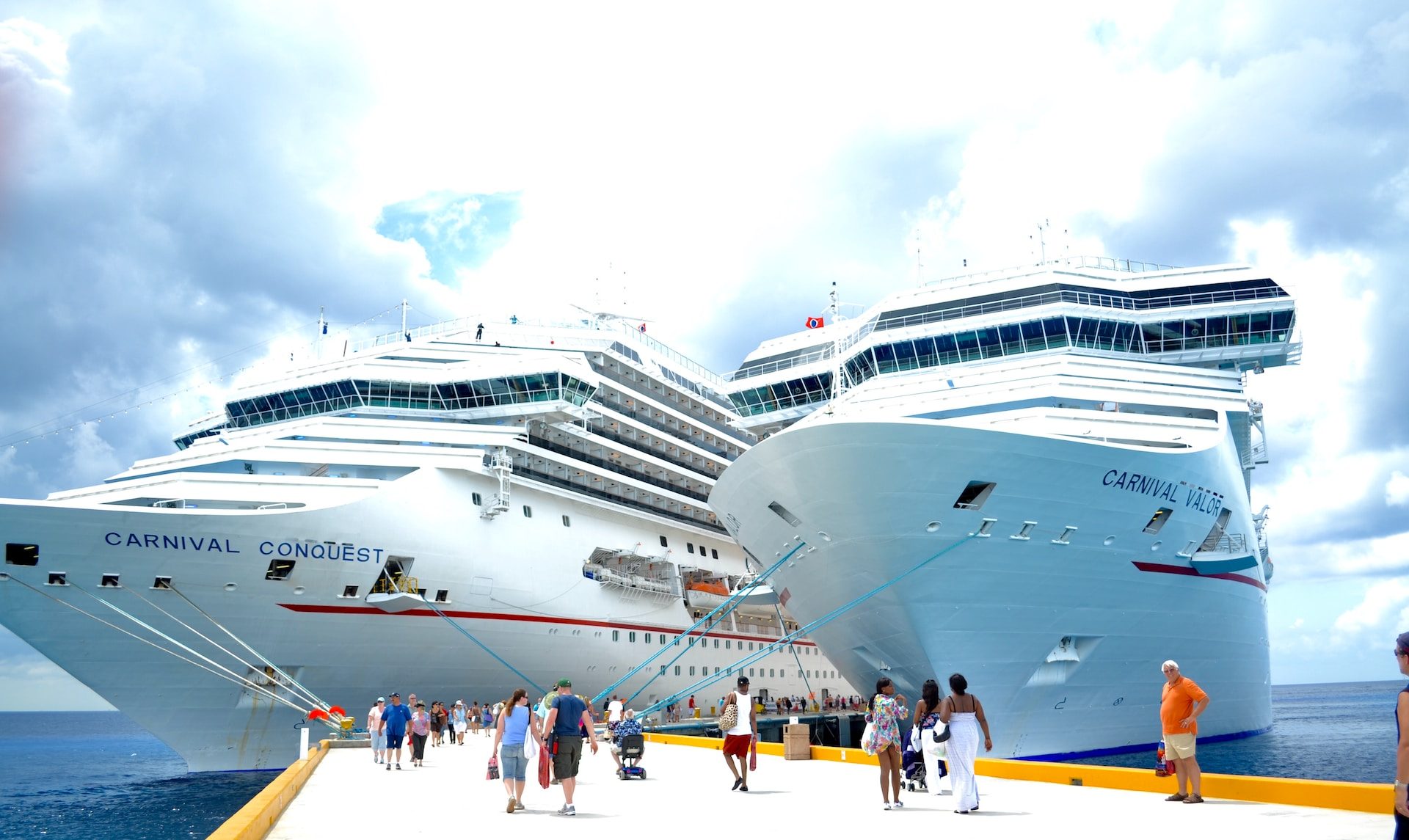 People boarding cruise chipse.
