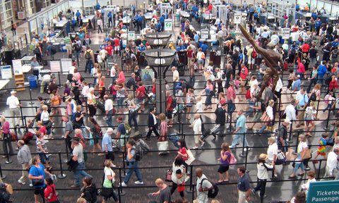 Hundreds of passengers waiting in airport security lines