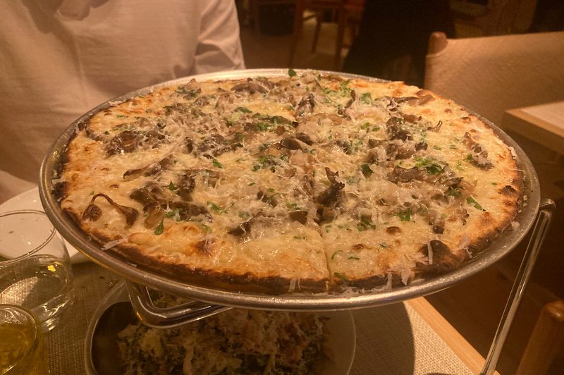 mushroom pizza Heritage restaurant.