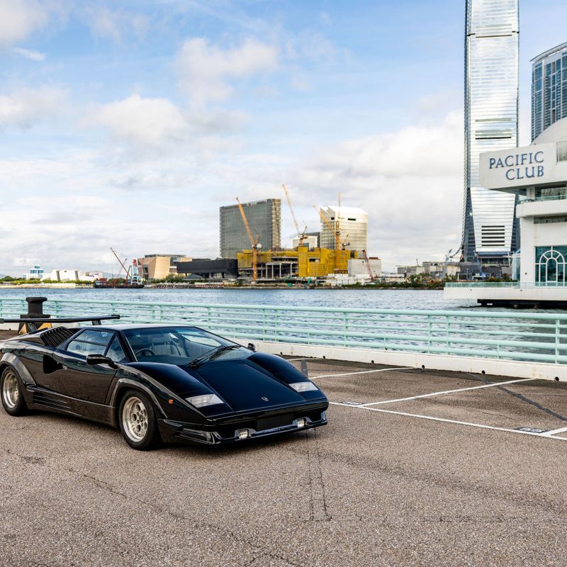 1989 Lamborghini Countach 25th Anniversary front 3/4 view black