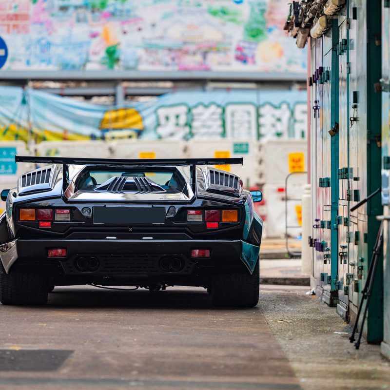 1989 Lamborghini Countach 25th Anniversary rear view