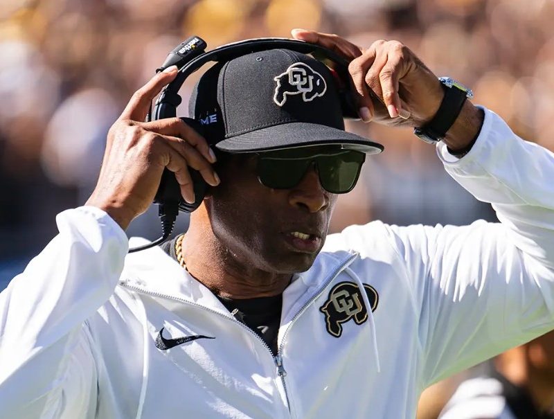 Deion Sanders wearing Blenders in a game