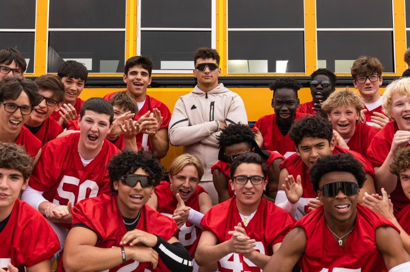 Patrick Mahomes in Oakleys with a group
