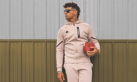 Patrick Mahomes in Oakleys