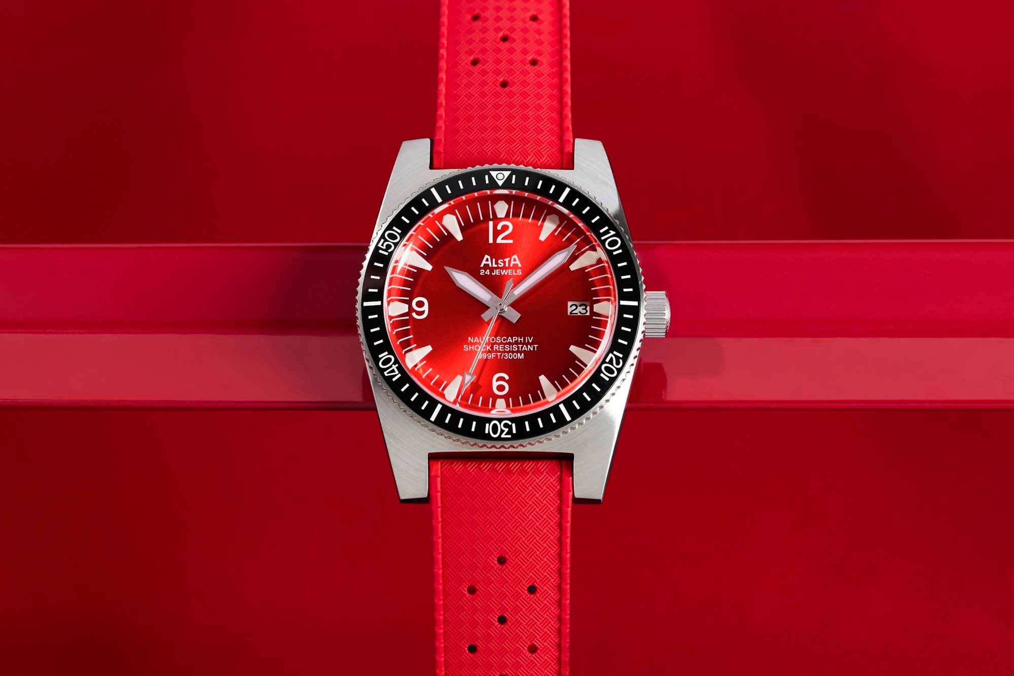New Alsta Nautoscaph red