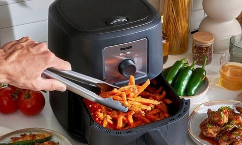 Bella Pro Series 4.2 quart air fryer with meals cooking