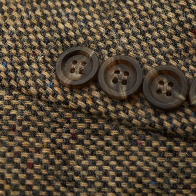 Tweed sleeve buttons