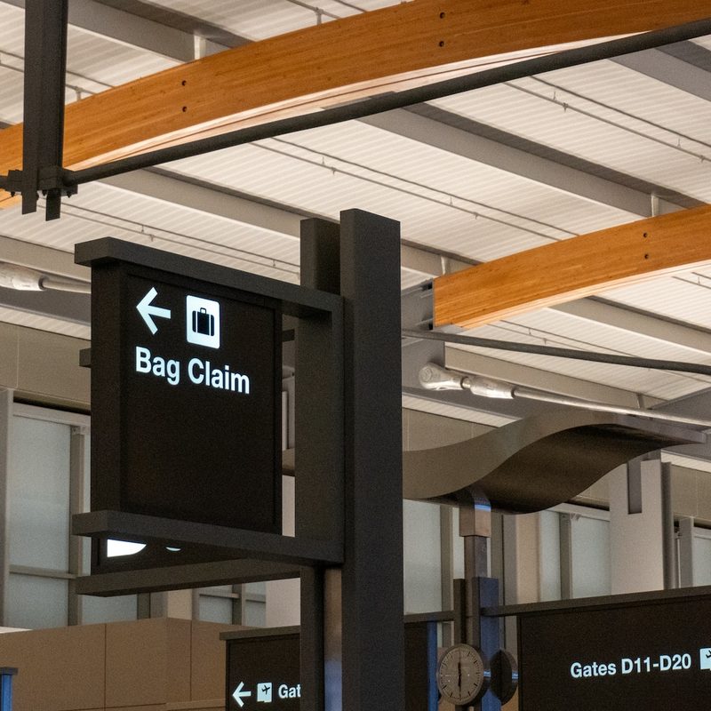 Baggage claim sign