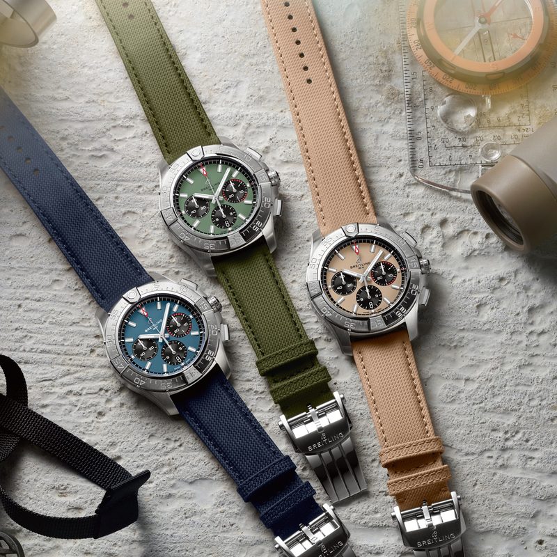 Breitling Avenger 44