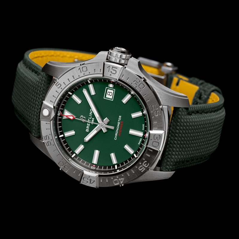 Breitling Avenger 42