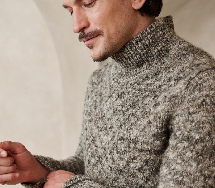 Banana Republic Bariloche Cable Wool Turtleneck