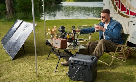 Bluetti AC200L solar power generator new release