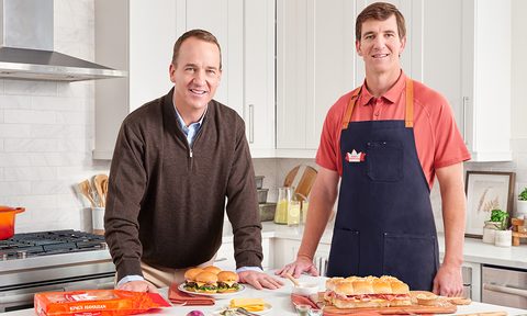 Eli and Peyton Manning celebrate Slider Sunday in a new King’s Hawaiian commercial