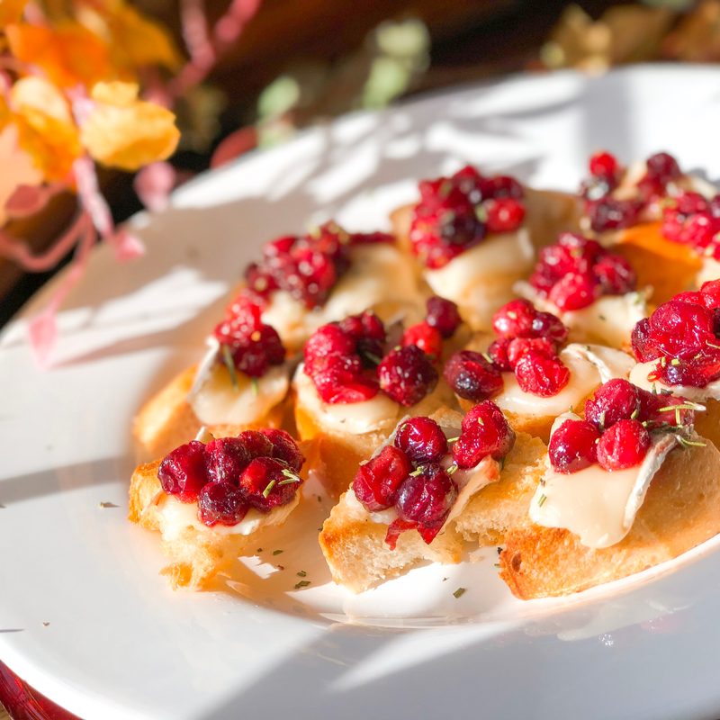 Cranberry brie crostini
