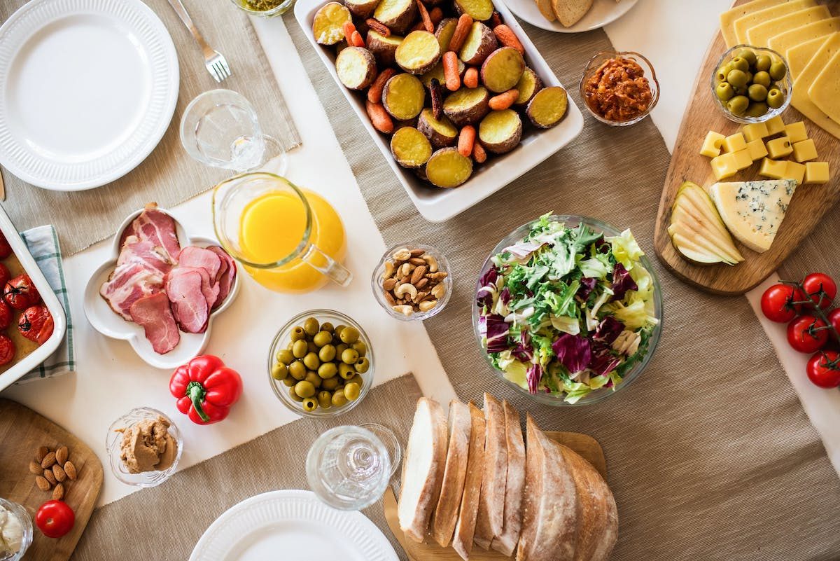 a bird's eye view of a dinner table