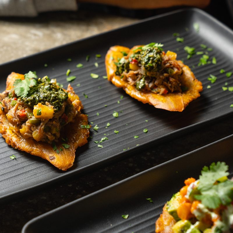 Lechon tostones