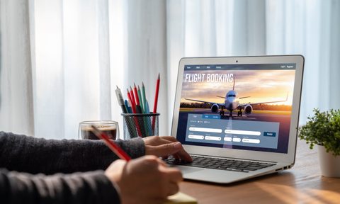 Online flight booking website provide modish reservation system . Travel technology concept .