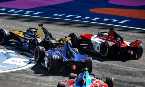 FIA Formula E racing advances the development of tires made from sustainable materials.