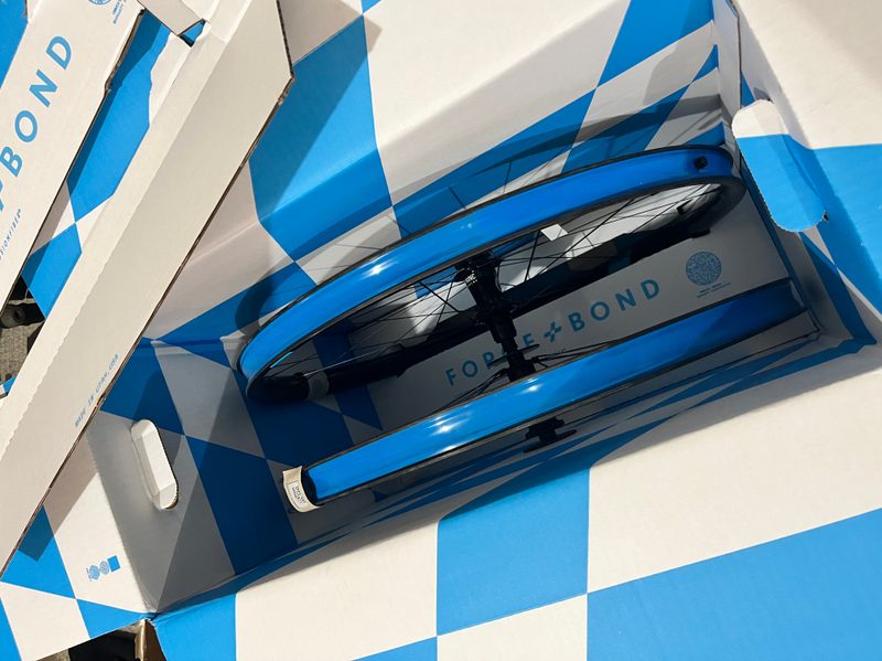 Forge + Bond 30AM carbon wheels in their box