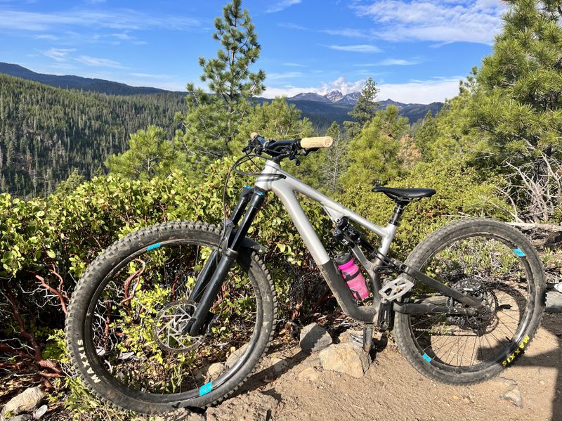 Forge + Bond 30AM wheelset getting some time on the trail
