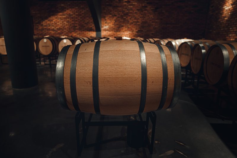 Liquor barrel
